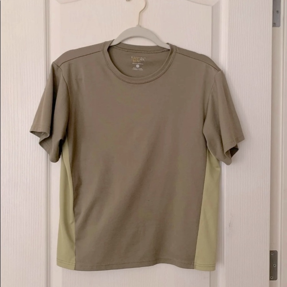 Mountain Hardware Shirt